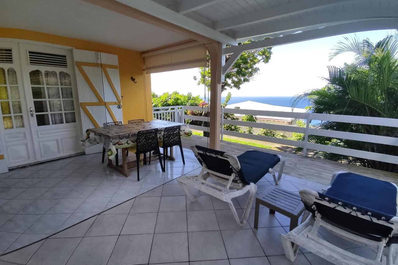 Bungalow With Sea View In Deshaies Exterior foto