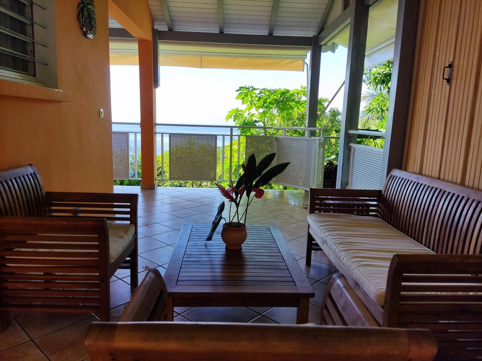 Bungalow With Sea View In Deshaies Exterior foto