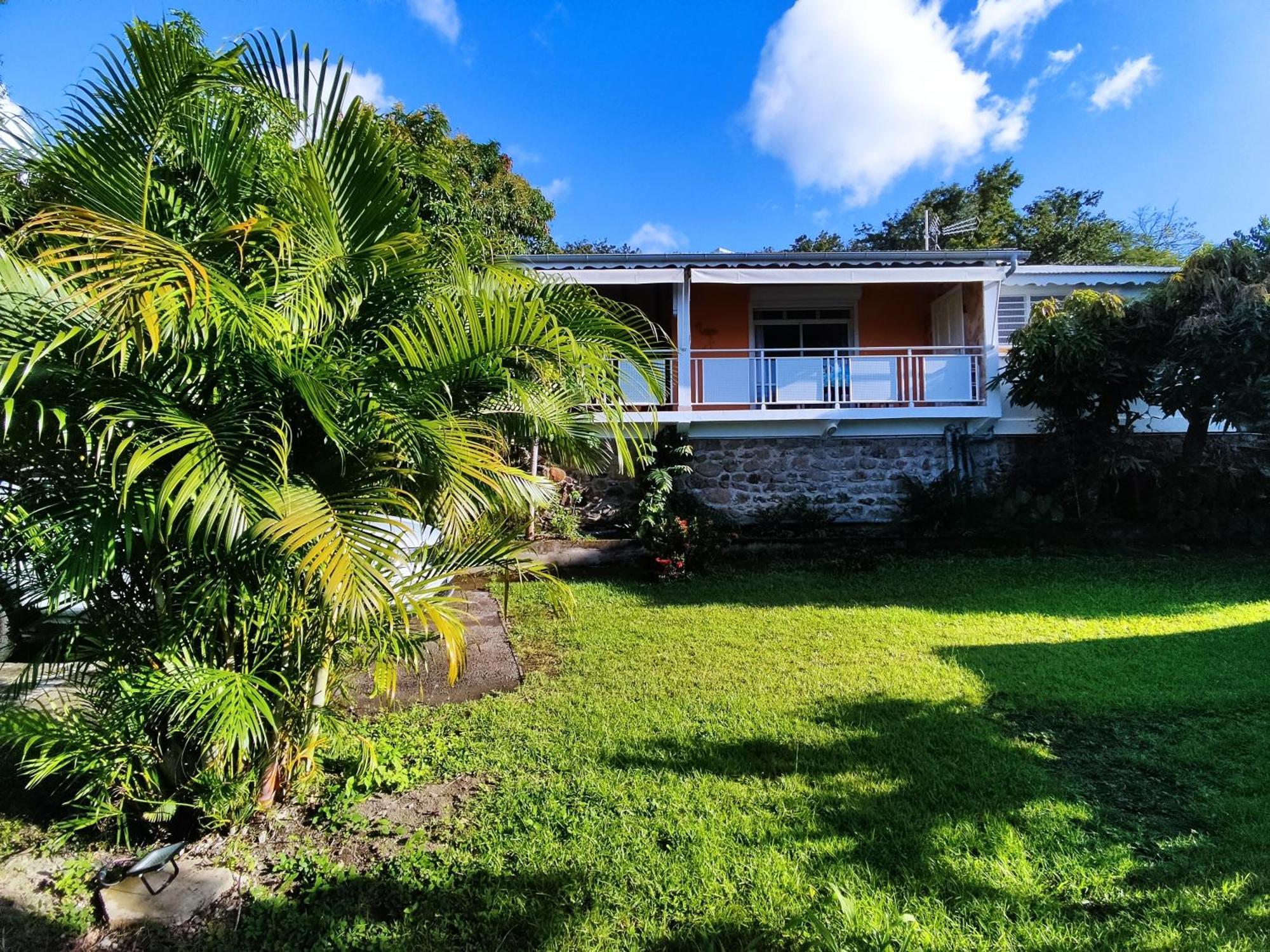 Bungalow With Sea View In Deshaies Habitación foto